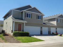 featured image of 7633 Ne 62nd St #1