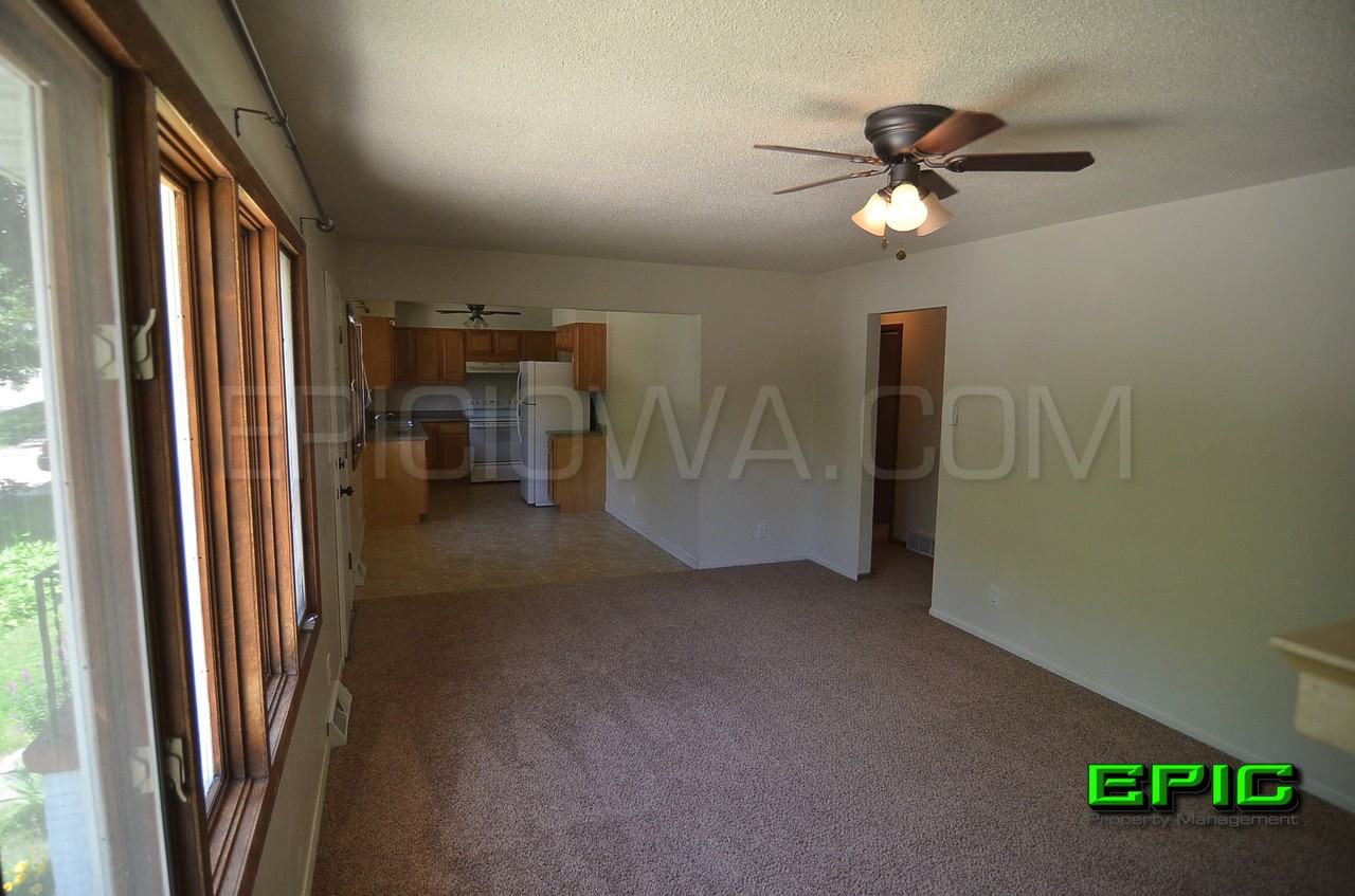 1625 27th St Nw #1 - Photo 4 of 24