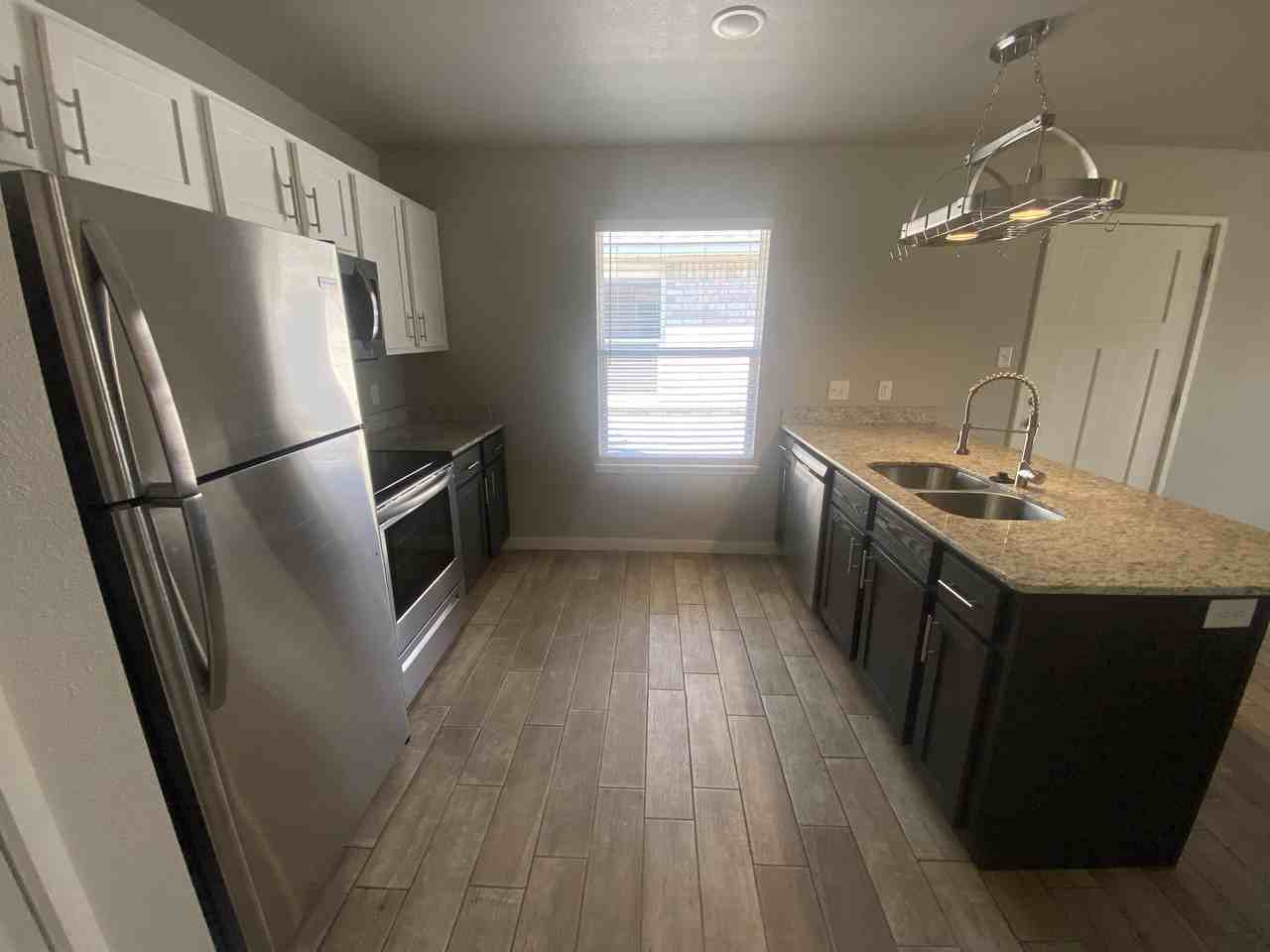1815 Osage St #A - Photo 4 of 8