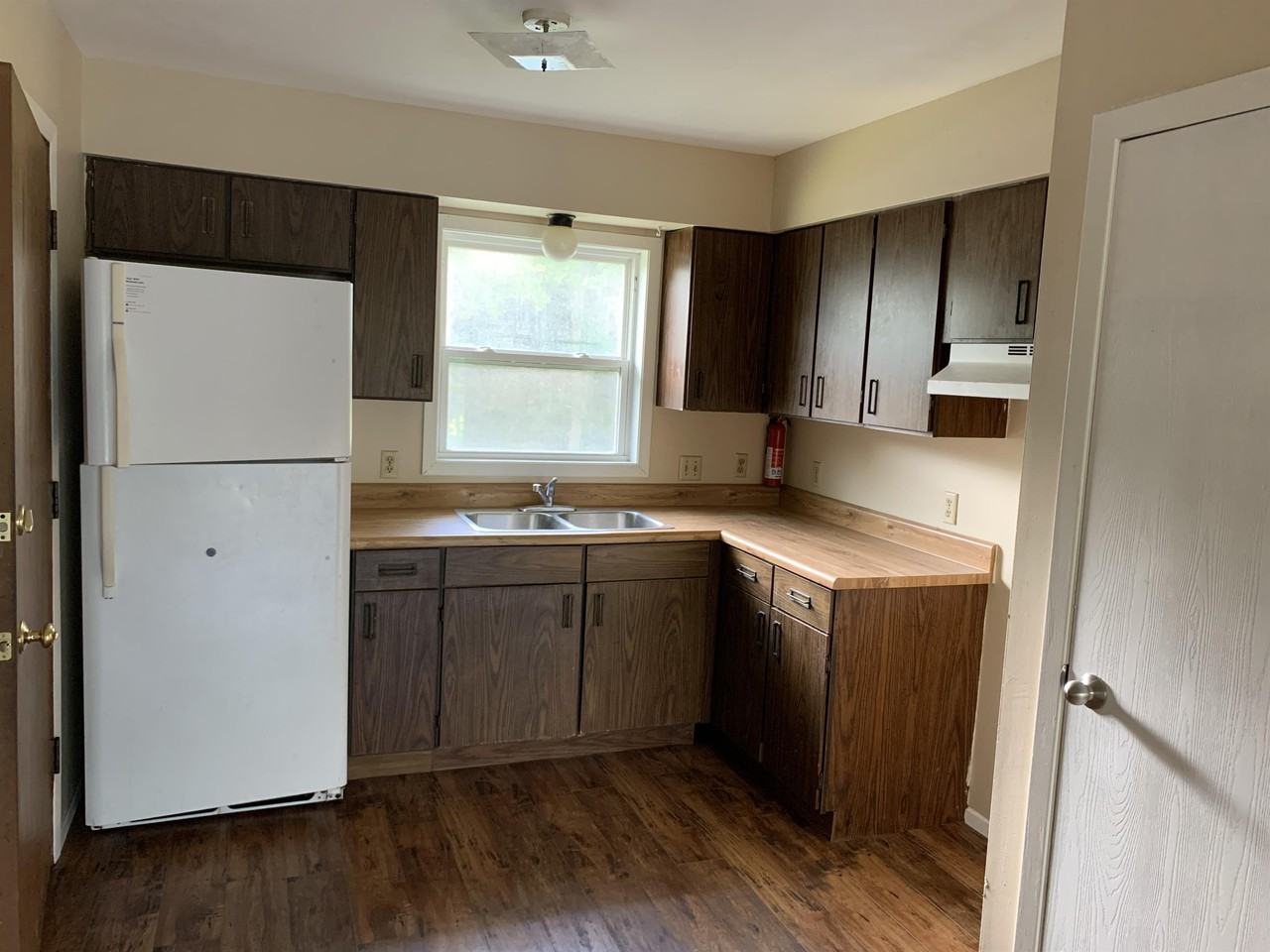 561 N Union St Apt A3 #A3 - Photo 2 of 8