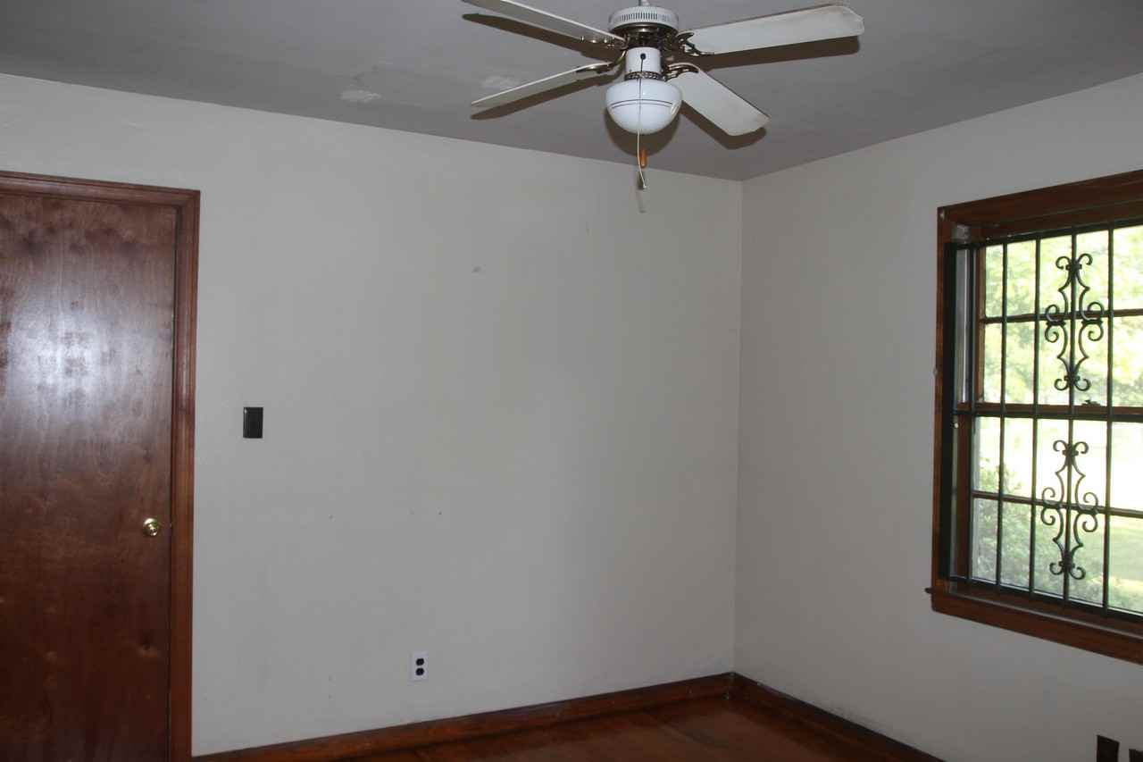 Whitney Avenue 1507 West #1 - Photo 6 of 7