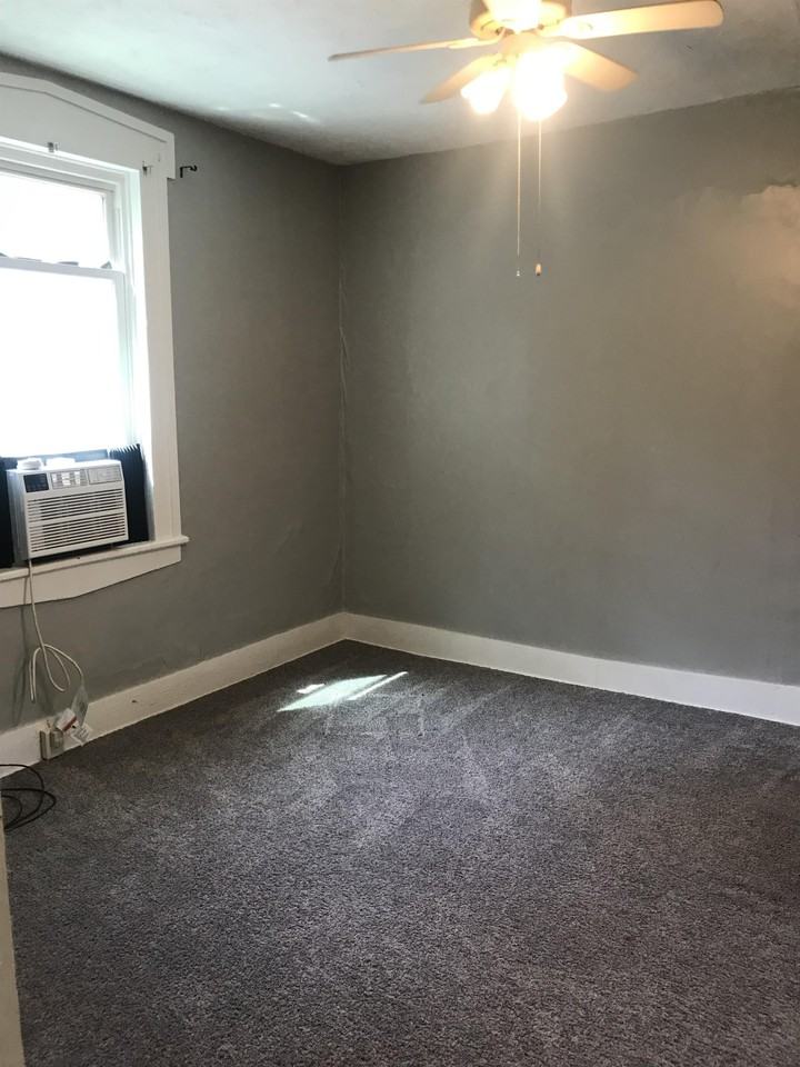 267 North Mad Anthony Street - 2Apartment B #2 - Photo 5 of 8