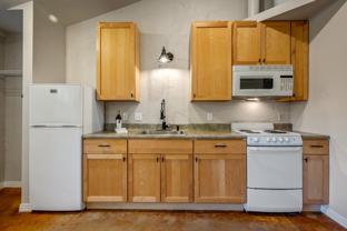 901 Spruce St - Photo 1 of 1
