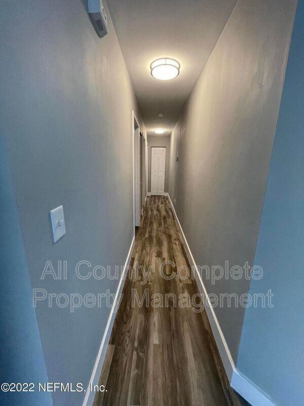 72 7th St - Photo 2 of 16