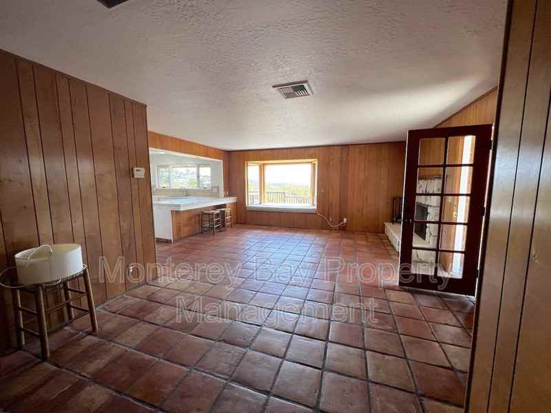 24770 Handley Dr - Photo 3 of 13