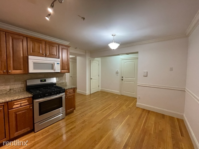 Barrington Place - Photo 2 of 12