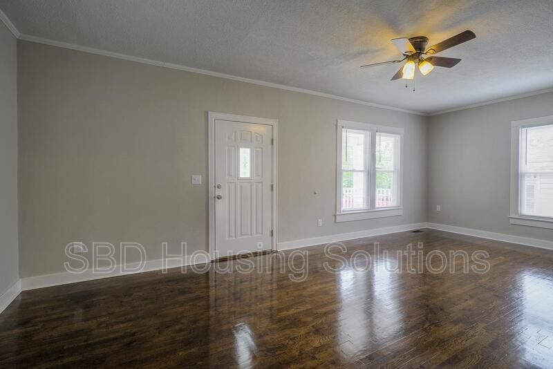 1542 S Willow Ave - Photo 4 of 26