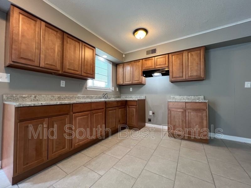 3950 N Trezevant St - Photo 3 of 8