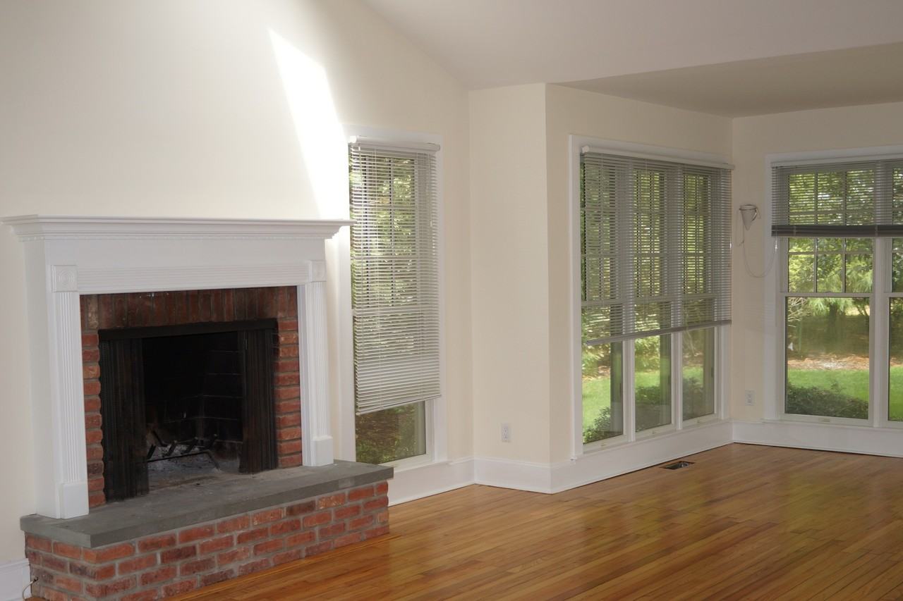 6 Halsey Rd - Photo 2 of 10