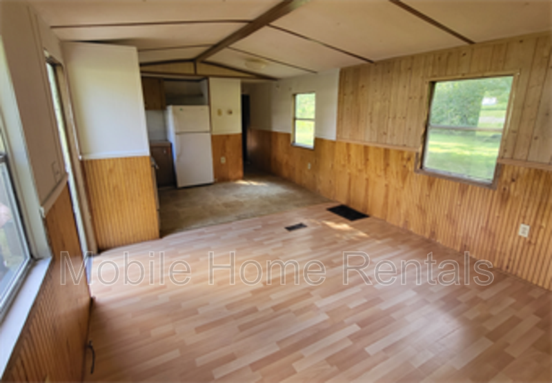 476 Kirby Young Rd Se - Photo 2 of 5