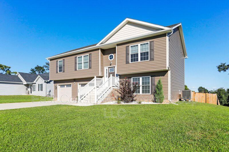 29 Peking Ln - Photo 2 of 34