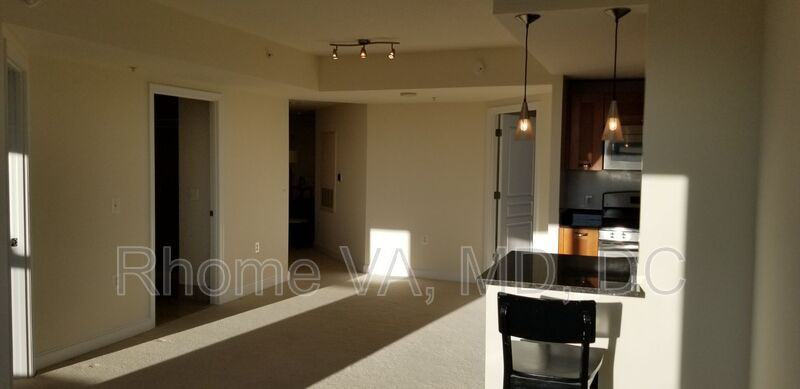 2451 Midtown Avenue #503 - Photo 3 of 33