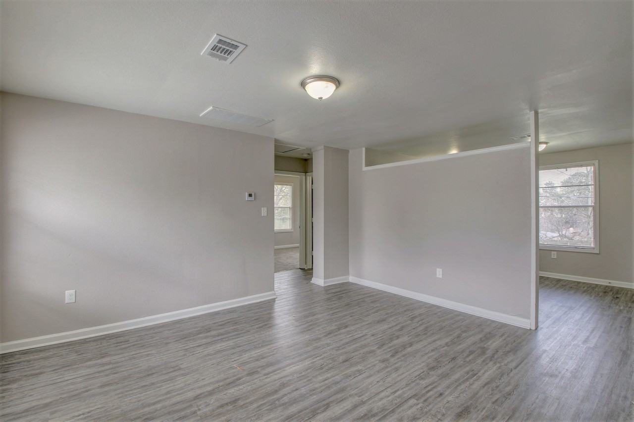 21 Hiland Pl - Photo 2 of 8