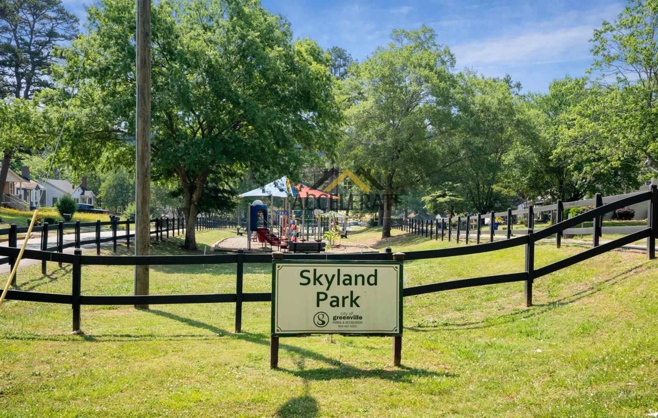 11 Skyland Dr - Photo 2 of 11