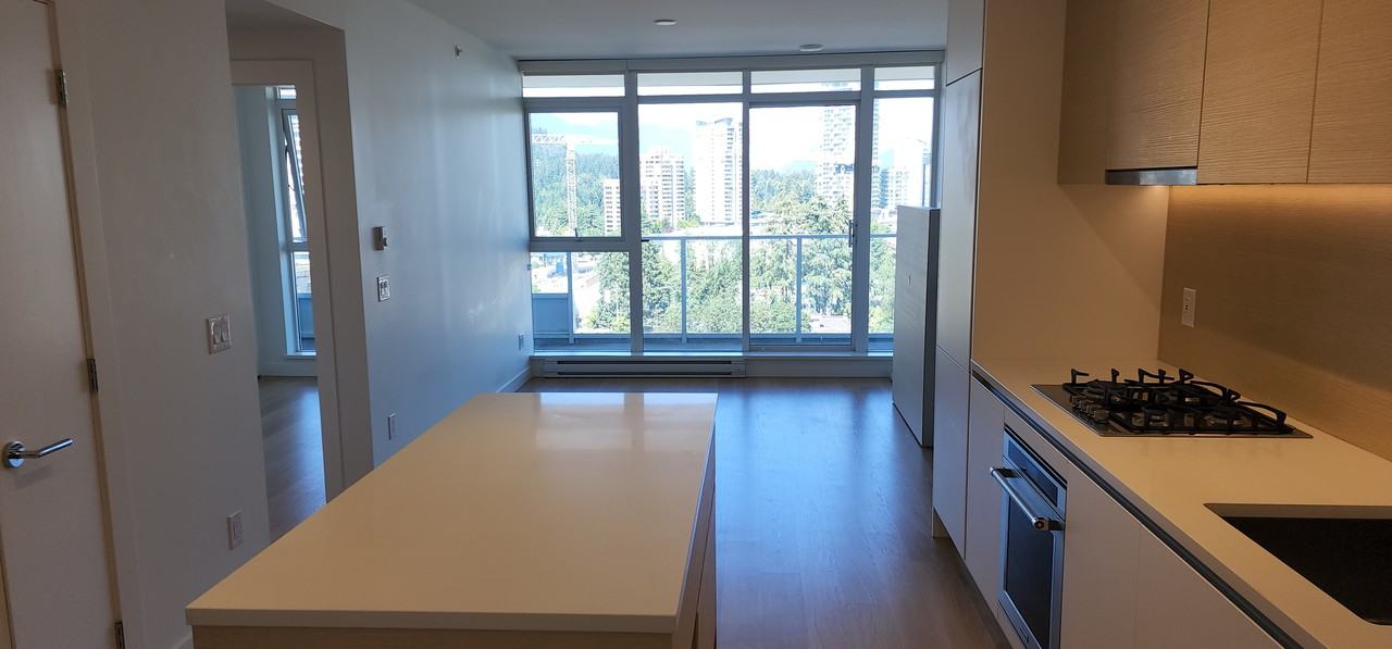 525 Foster Ave - Photo 2 of 8