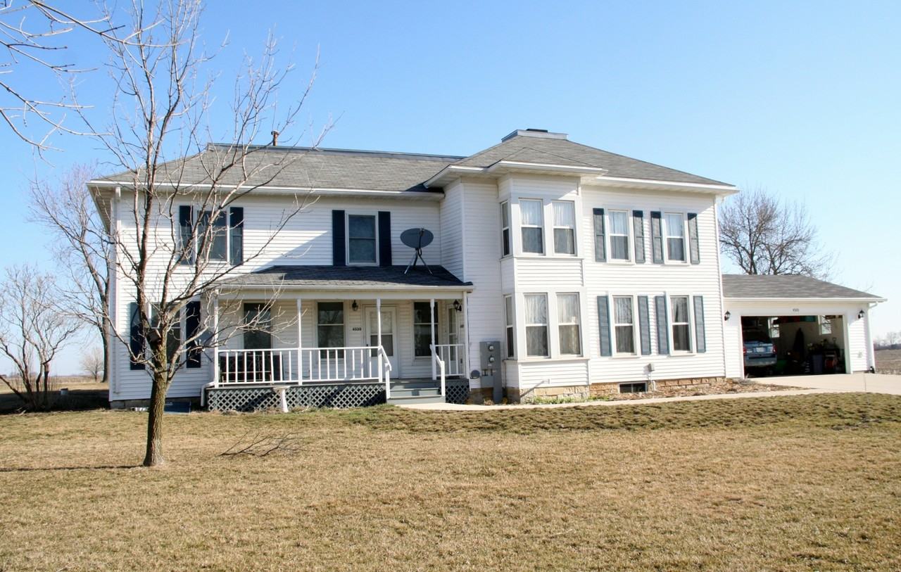 4530 W Greer Rd - Photo 2 of 16