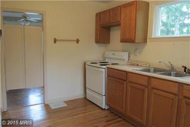 9335 Hedgesville Rd - Photo 2 of 20