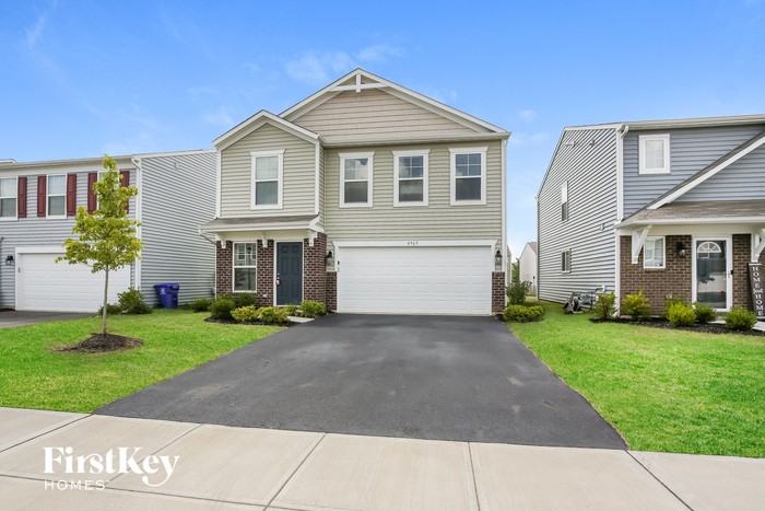 4965 Crestbrook Dr - Photo 2 of 15