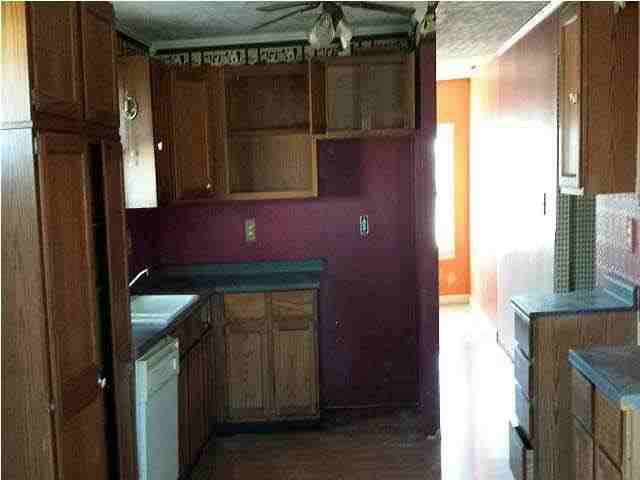 210 N Boundary Rd - Photo 3 of 19