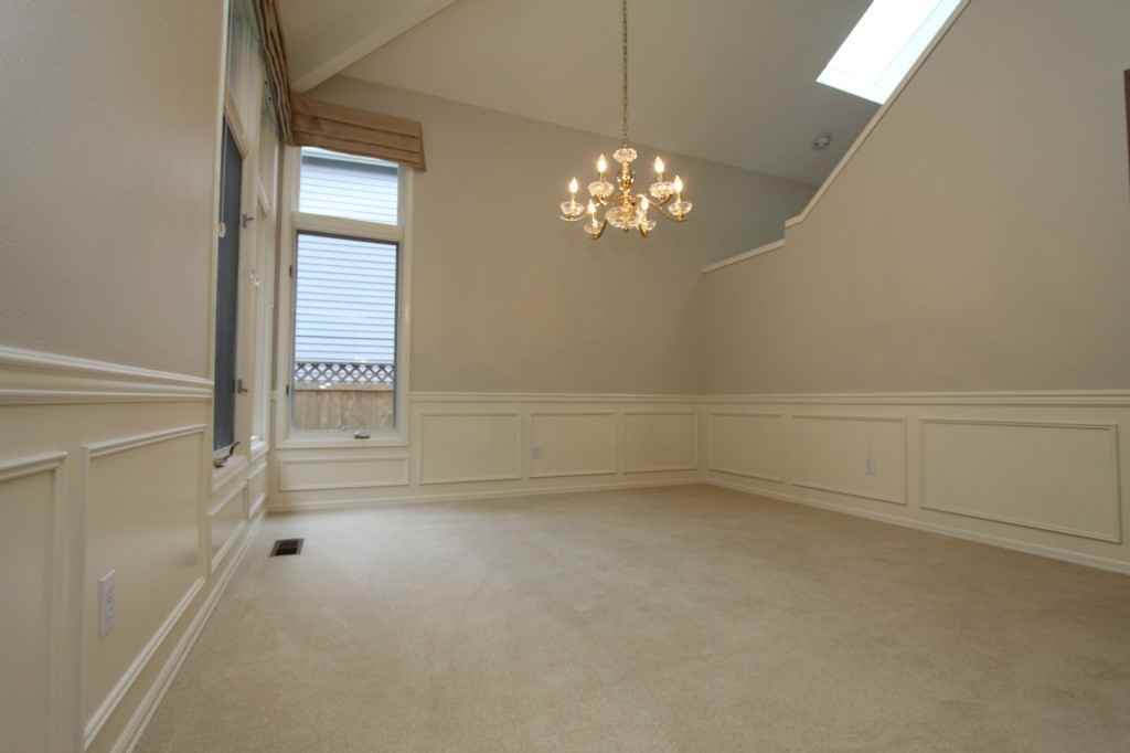 8028 148th Ave SE - Photo 3 of 5