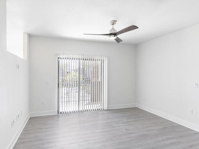 4350 S Hualapai Way - Photo 2 of 38