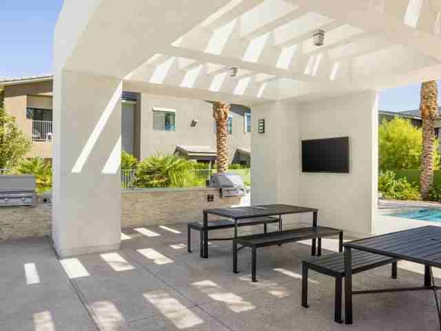 4350 S Hualapai Way - Photo 3 of 38