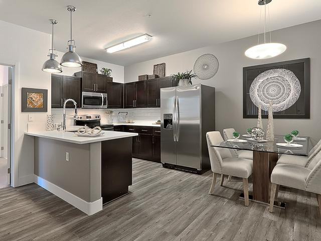 4350 S Hualapai Way - Photo 4 of 38