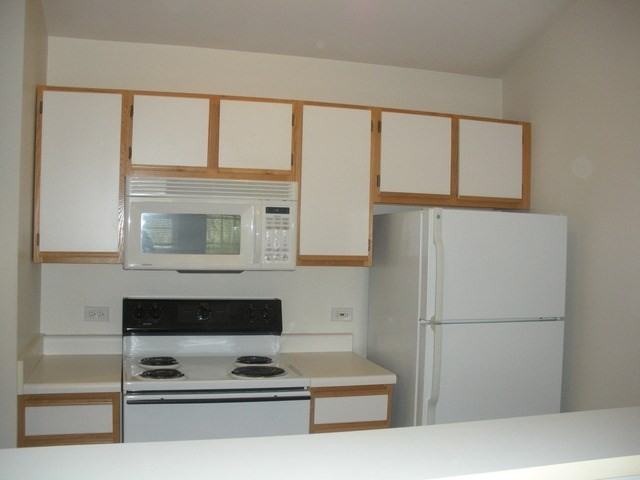 410 Cunat Blvd - Photo 2 of 11