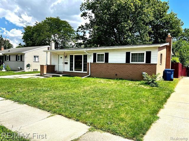 31030 Cousino Dr - Photo 4 of 28