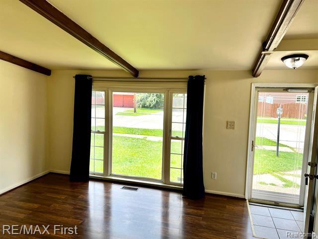 31030 Cousino Dr - Photo 6 of 28