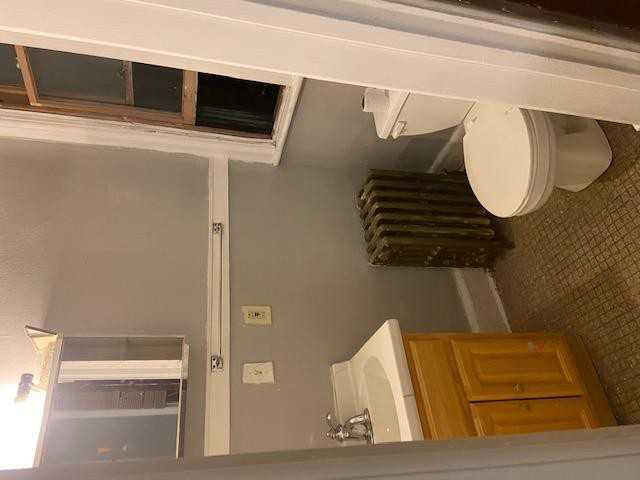 1410 - 1414 Genesee St, Apt. 9 - Photo 7 of 7