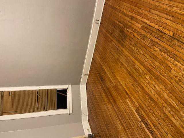 1410 - 1414 Genesee St, Apt. 9 - Photo 2 of 7