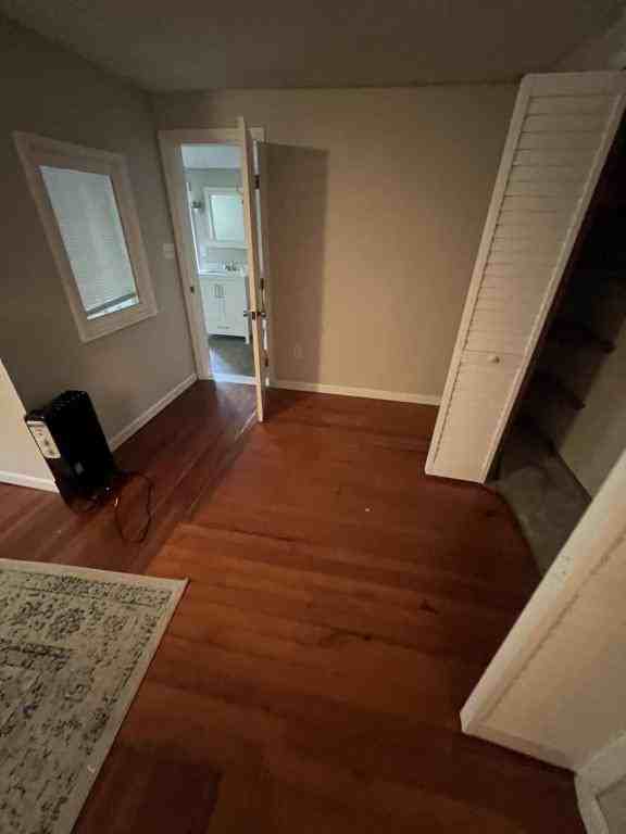 25 W Elm St #27 - Photo 3 of 8