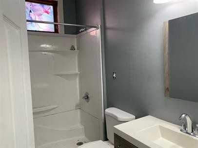 178 178 - 180 Salina Street - 178 - Photo 3 of 5