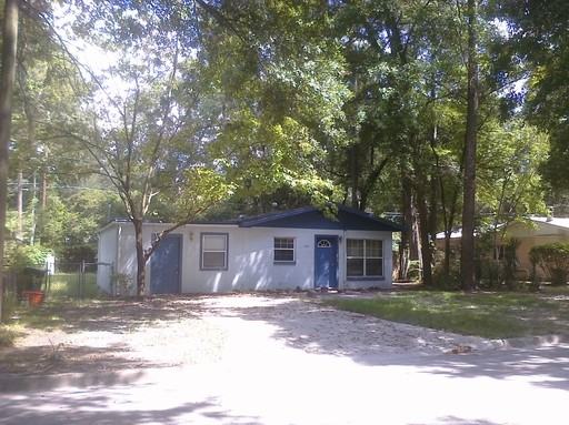 4133 NW 19th Dr - Photo 2 of 7