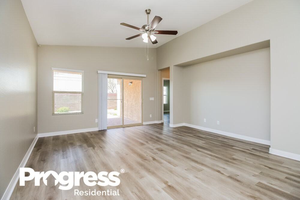 2602 E Hickory St - Photo 3 of 16