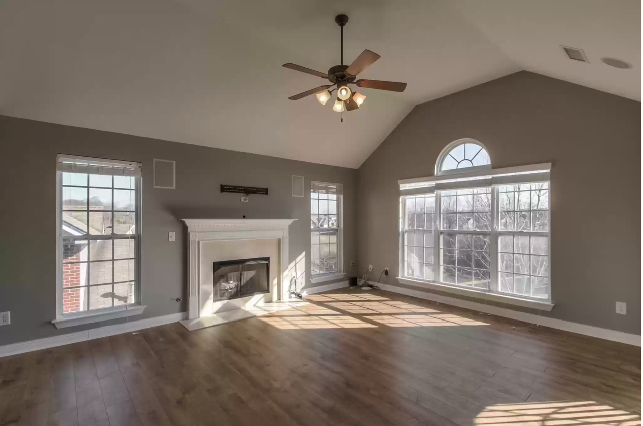 7264 Autumn Crossing Way - Photo 2 of 25