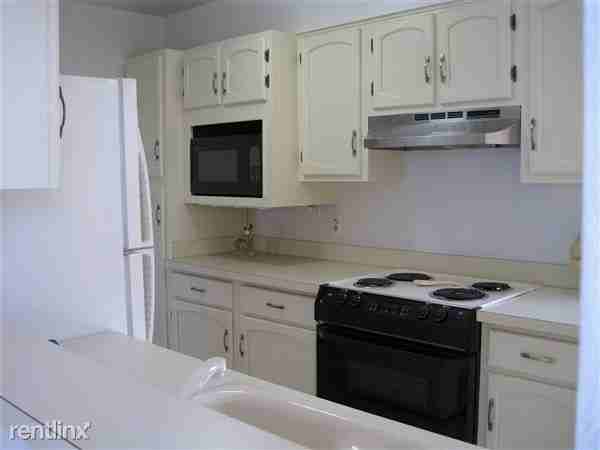 Barclay Towers - Photo 3 of 8