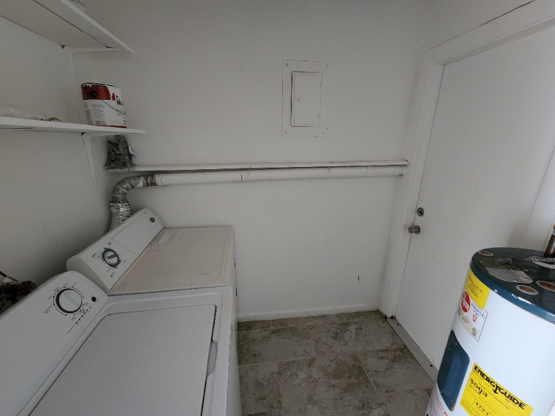 1516 41st Ave - Photo 2 of 8