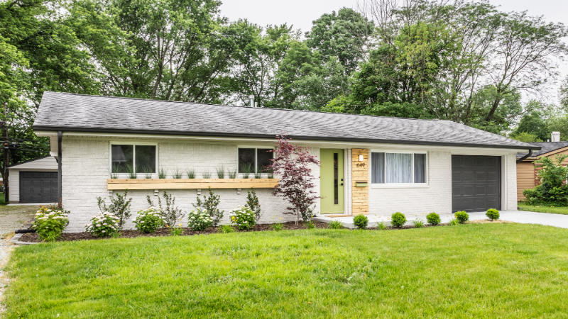 649 Emerson Rd - Photo 3 of 41