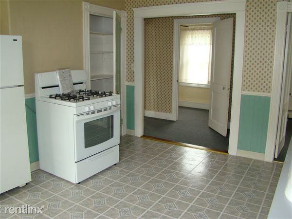 Adelaide Ave - Photo 2 of 8