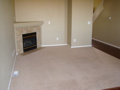 20333 S Hoodview Ave - Photo 2 of 11