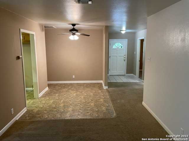 1645 Kimberly Dawn Dr - Photo 2 of 9