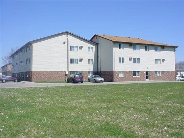 Bardaville Apartments - Photo 2 of 13