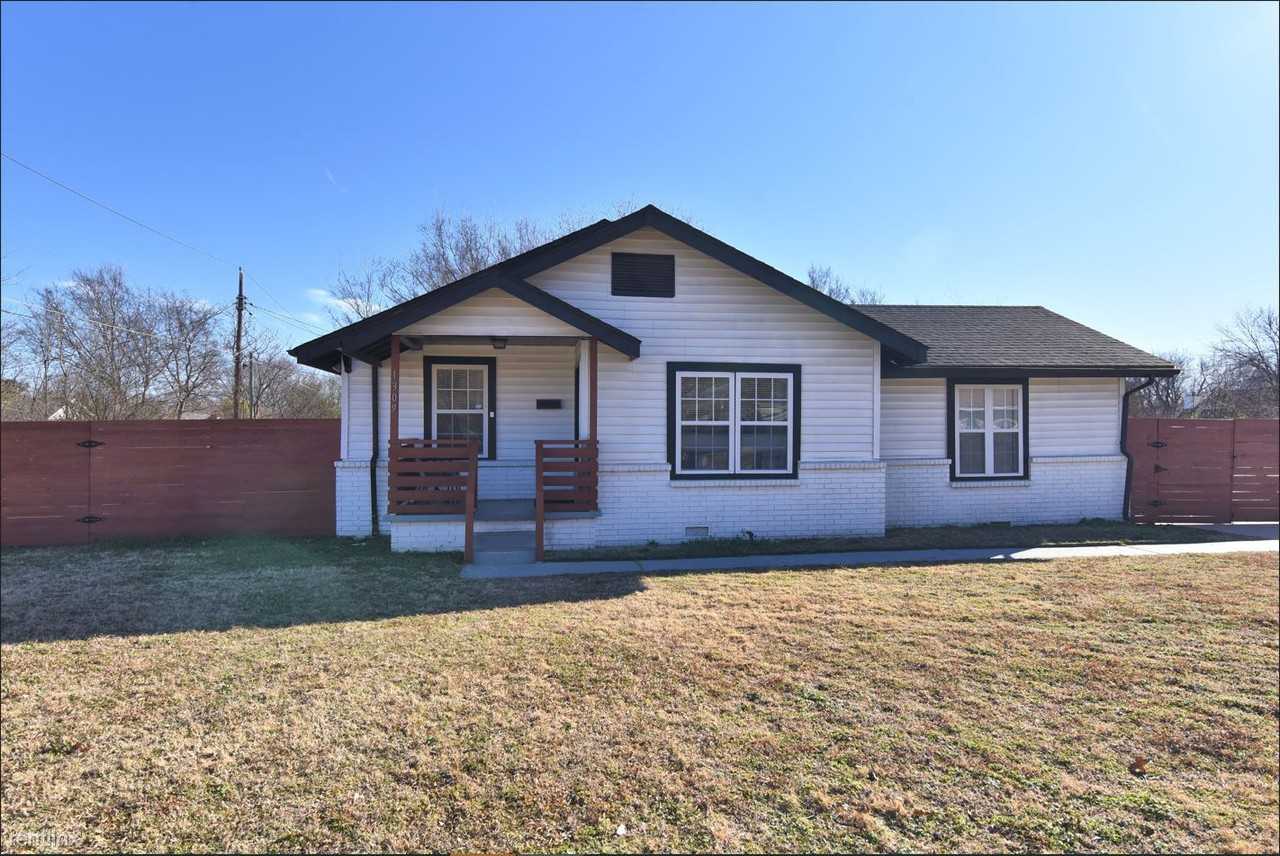 1309 N Elgin Ave - Photo 2 of 28