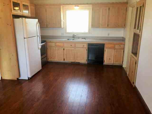 4065 Teton Ct - Photo 2 of 12