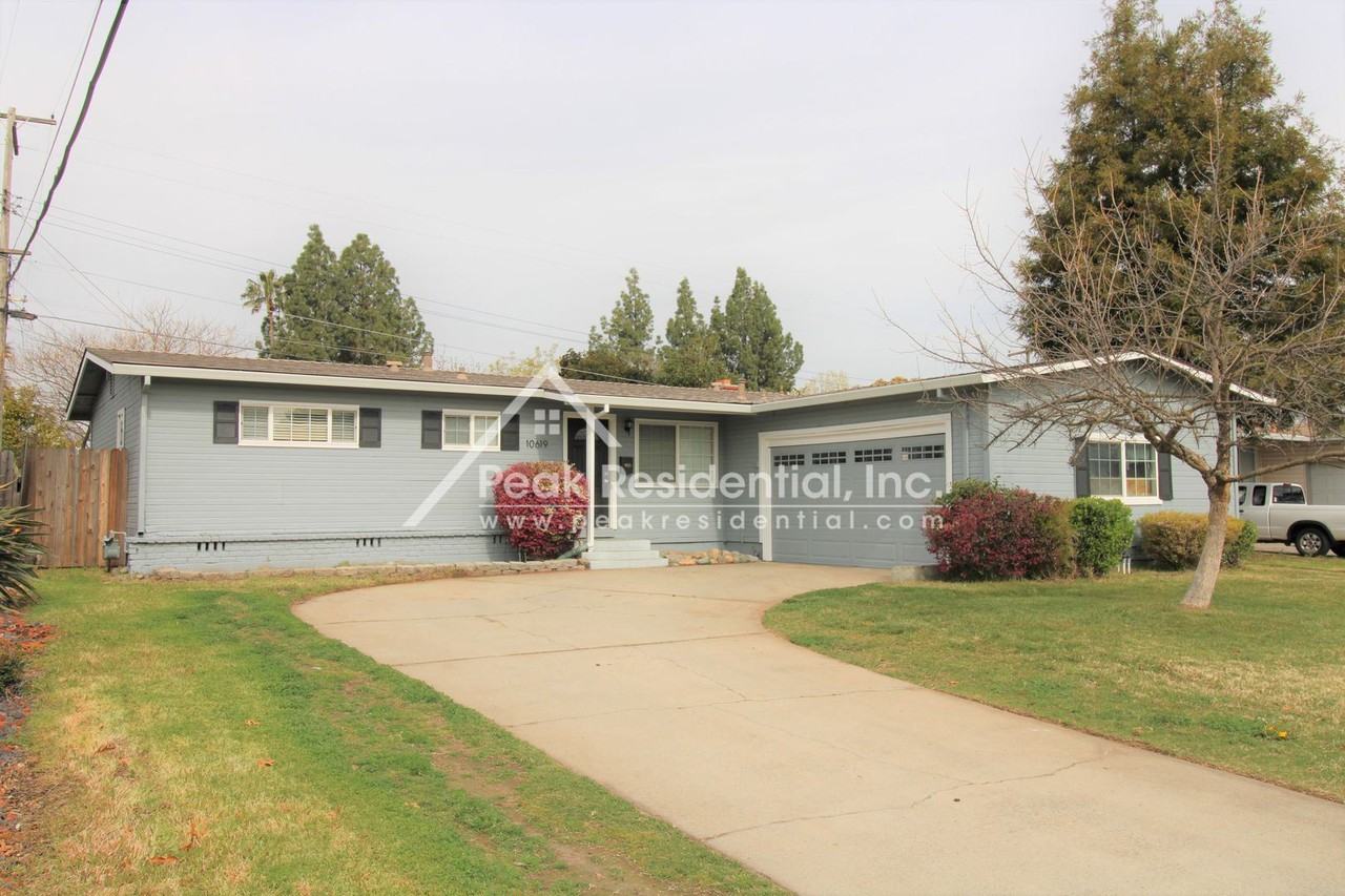 10619 Lambrusca Dr - Photo 2 of 19