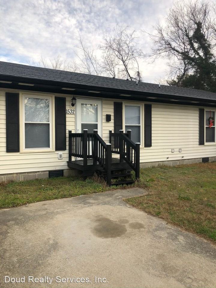 1530 Leckie St - Photo 2 of 14