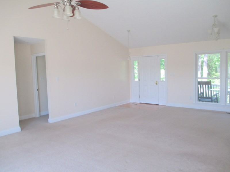 202 Stoney Branch Rd - Photo 2 of 21