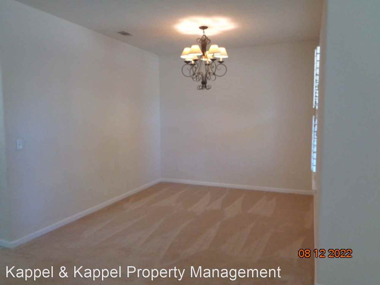 1205 Valley Glen Dr - Photo 3 of 10